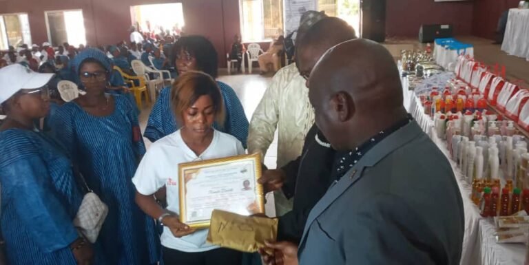 Remise de Diplômes à Kankan : La Coopérative Nany Sabougnouma Autonomise les Femmes…