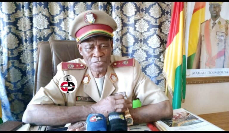 Manifestation à Konkoye (Mandiana) : Le Préfet Colonel Fodé Soumah fait sa toute première déclaration.