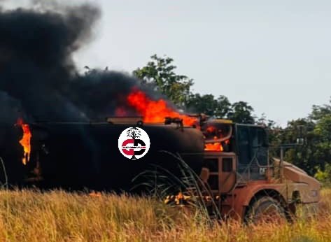 Loïla (Mandiana) : Un camion citerne d’arrosage de la société Mota Engil prend feu en pleine activité. 