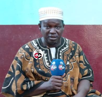 Kankan: Nanfo Ismaila Diaby lance le défi aux religieux « Celui qui me montre une partie dans le coran d’où il est interdit de prier en d’autres langues qu’arabe, je vais abandonner » 